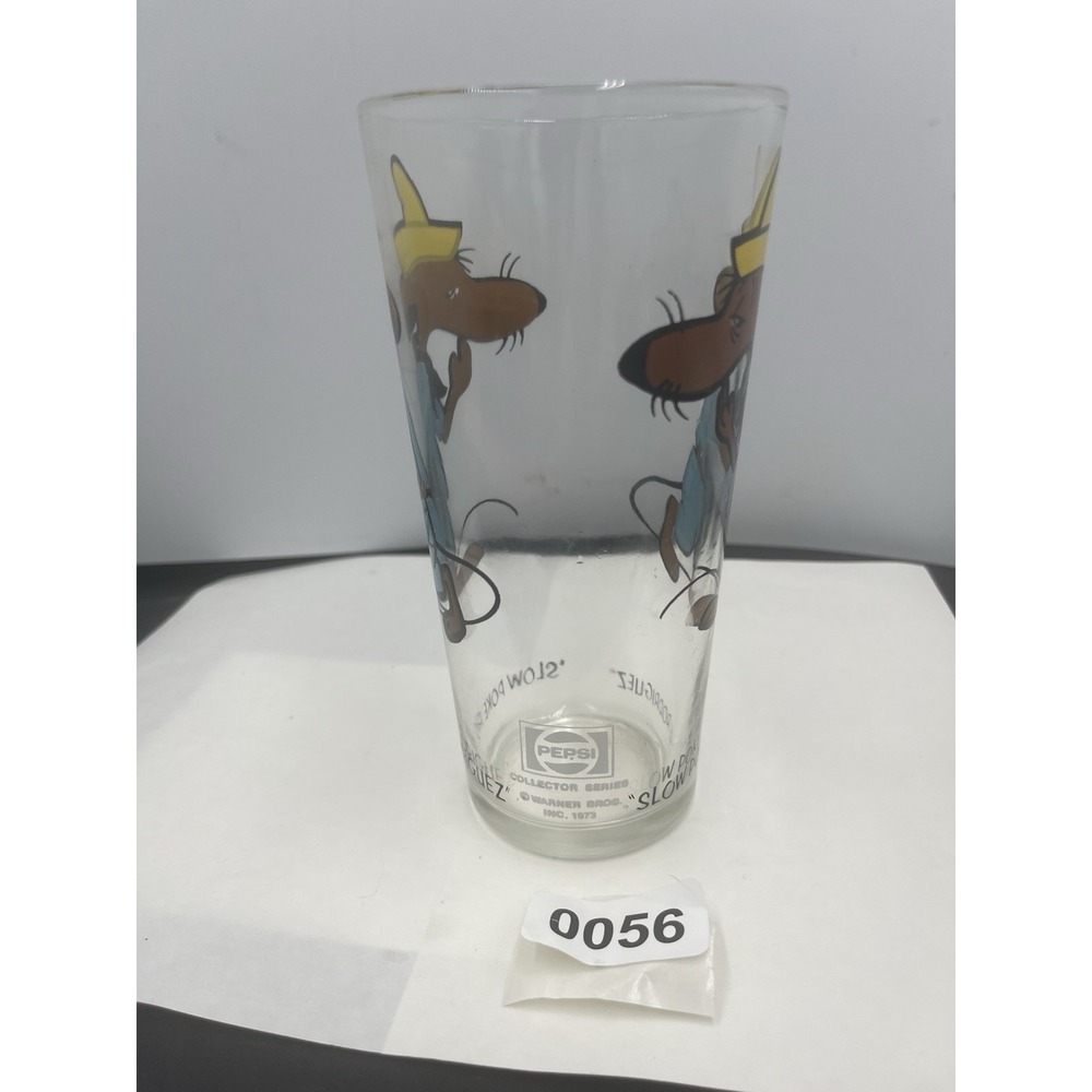 Looney Tunes Pepsi Slow Poke Rodriguez Glass BLACK LETTERING (56) - Picture 3 of 8